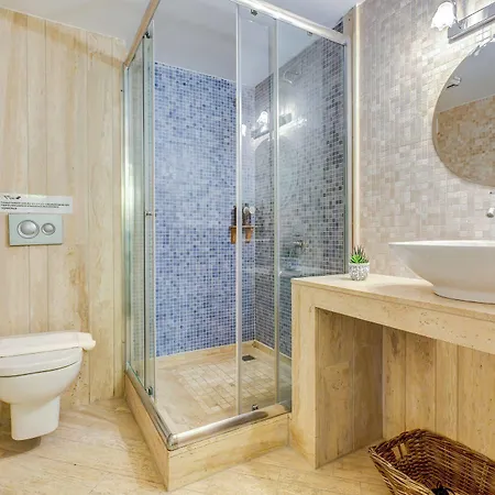 Ev Bharat Butique Hotel, 2*